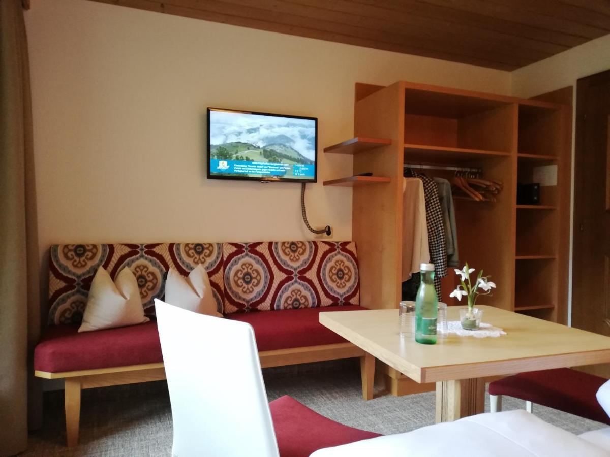 Hotel Garni Erler Mayrhofen Eksteriør bilde